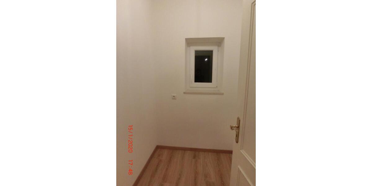 Etagenwohnung Vilsbiburg - 3 Zimmer, 84 m&sup2;, 930&euro; | Angebot:24551272