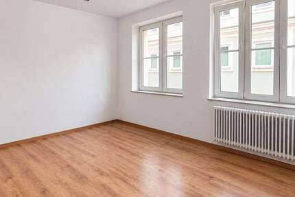 Gewerbeobjekt Landshut - 400&euro; | Angebot:27666452
