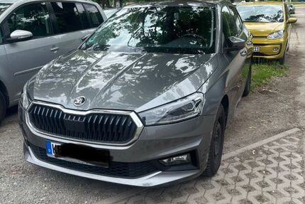Skoda Fabia 146.000 km 10.990 &euro; Rohr i. NB 93352