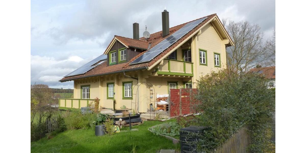 Etagenwohnung Mengkofen - 4 Zimmer, 100 m&sup2;, 890&euro; | Angebot:25420967