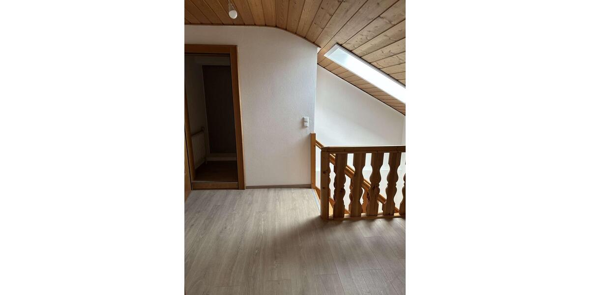 Erdgeschoßwohnung Wörth an der Isar - 3 Zimmer, 85 m&sup2;, 995&euro; | Angebot:26258944