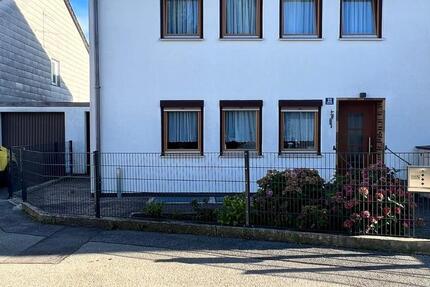 Haus Geisenhausen - 7 Zimmer, 130 m&sup2;, 459.000&euro; | Angebot:25883108