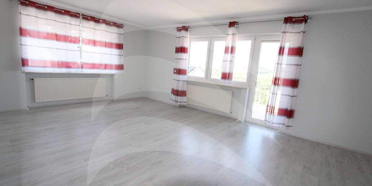 Etagenwohnung Altdorf Pfettrach - 5 Zimmer, 140 m&sup2;, 429.800&euro; | Angebot:25679479