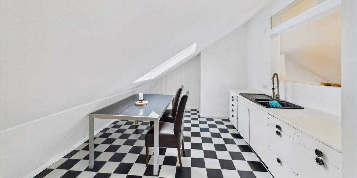 Einfamilienhaus Buch - 8 Zimmer, 236 m&sup2;, 985.000&euro; | Angebot:25744253