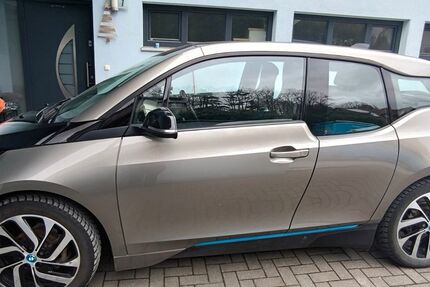 BMW i3 76.700 km 11.900 &euro; Furth 84095