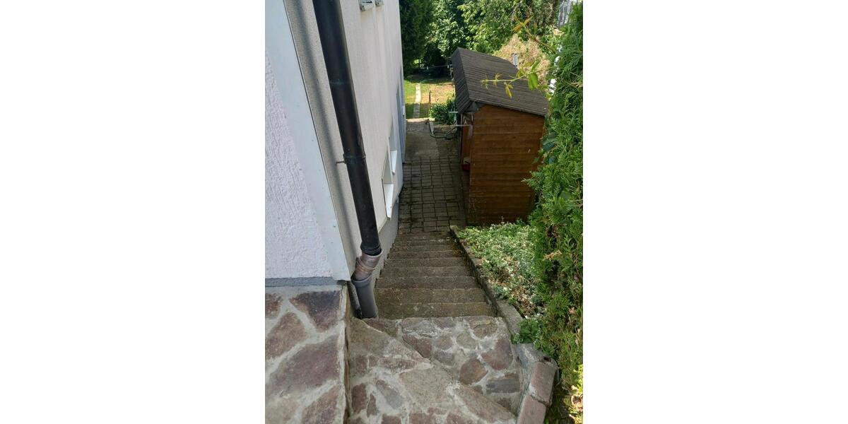 Mehrfamilienhaus, Wohnhaus Mengkofen - 5 Zimmer, 145 m&sup2;, 310.000&euro; | Angebot:24916204