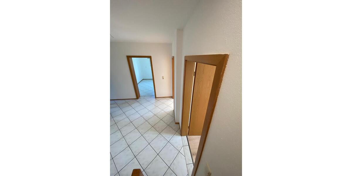 Maisonettenwohnung Moosburg an der Isar - 4.5 Zimmer, 92 m&sup2;, 1.350&euro; | Angebot:25403404