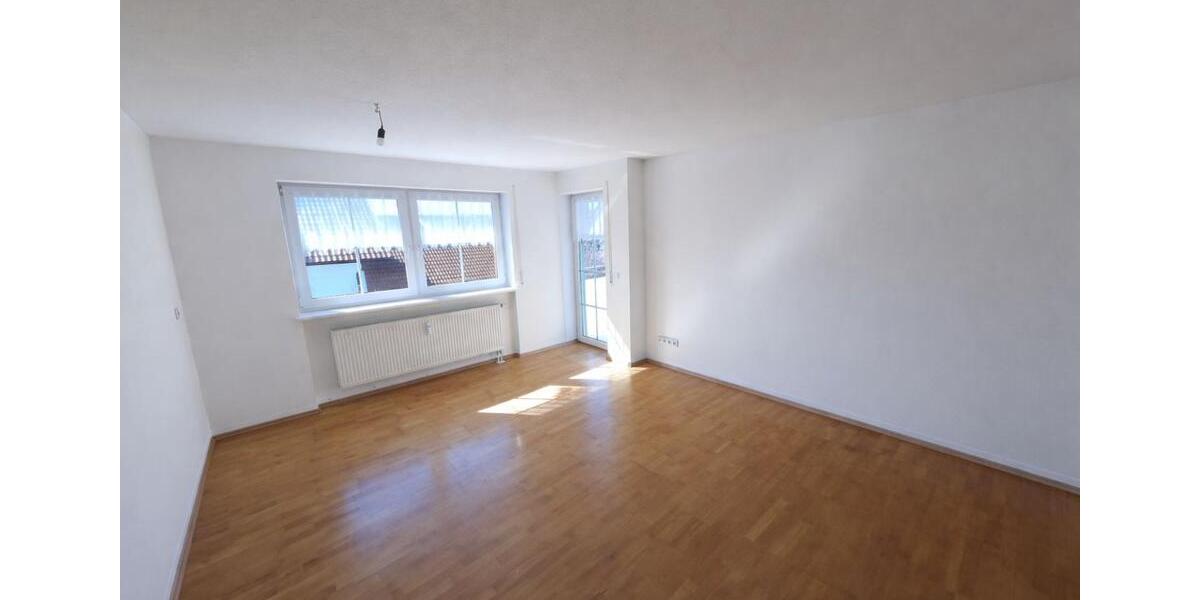 Etagenwohnung Ergoldsbach Langenhettenbach - 3 Zimmer, 97 m&sup2;, 950&euro; | Angebot:25875125