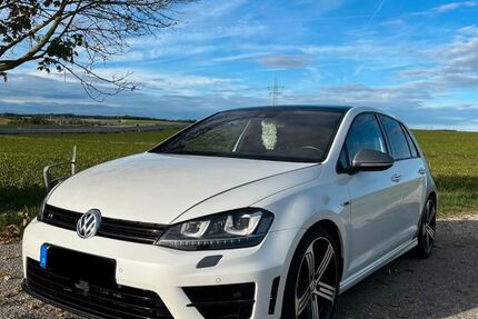 VW Golf 129.900 km 21.900 &euro; Ergolding 84030