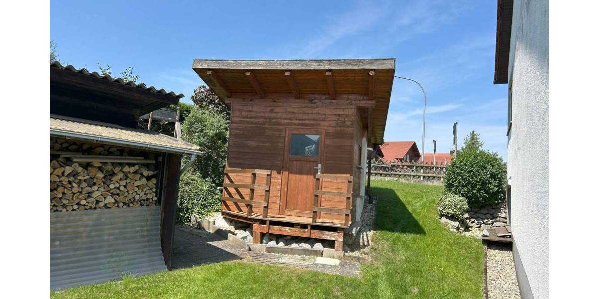 Einfamilienhaus Egglkofen - 5 Zimmer, 143 m&sup2;, 330.000&euro; | Angebot:25689421