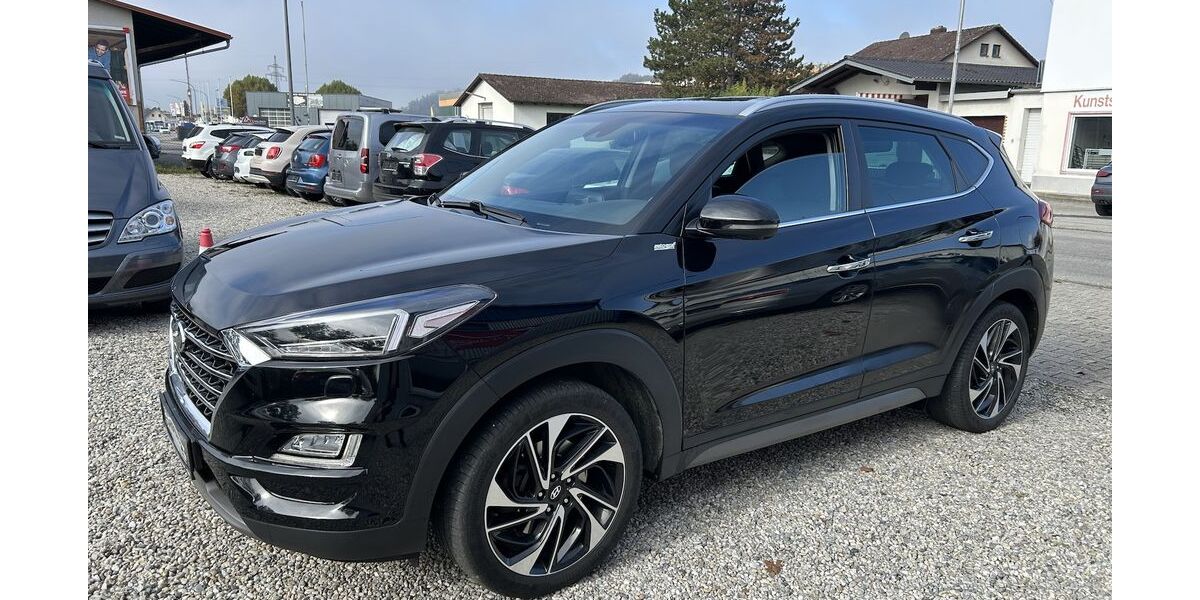 Hyundai TUCSON 191.900 km 15.500 &euro; Altdorf / Landshut 84032