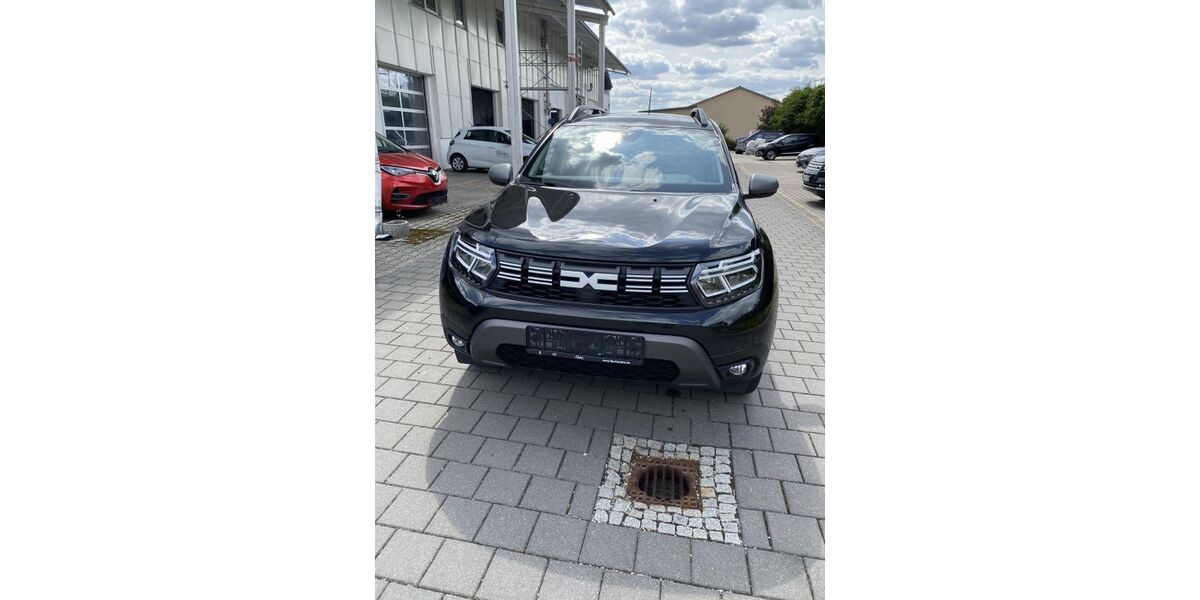 Dacia Duster 17.050 km 22.810 &euro; Landshut/Altdorf 84032