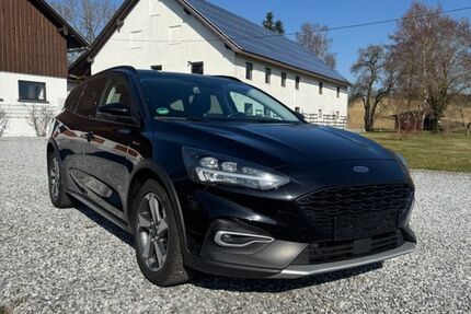 Ford Focus 121.695 km 12.490 &euro; Baierbach /Landshut 84171