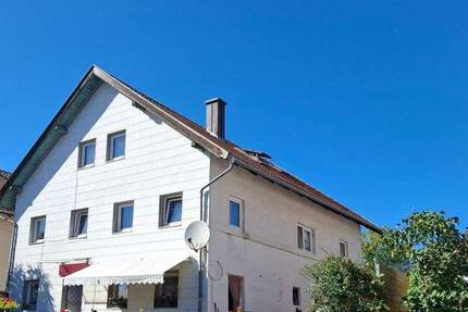 Haus Geisenhausen - 9 Zimmer, 190 m&sup2;, 349.000&euro; | Angebot:25878605