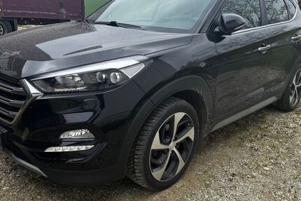Hyundai TUCSON 139.518 km 15.700 &euro; Loiching 84180