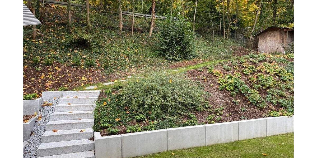 Doppelhaushälfte Landshut Achdorf - 6 Zimmer, 137 m&sup2;, 1.830&euro; | Angebot:25727535