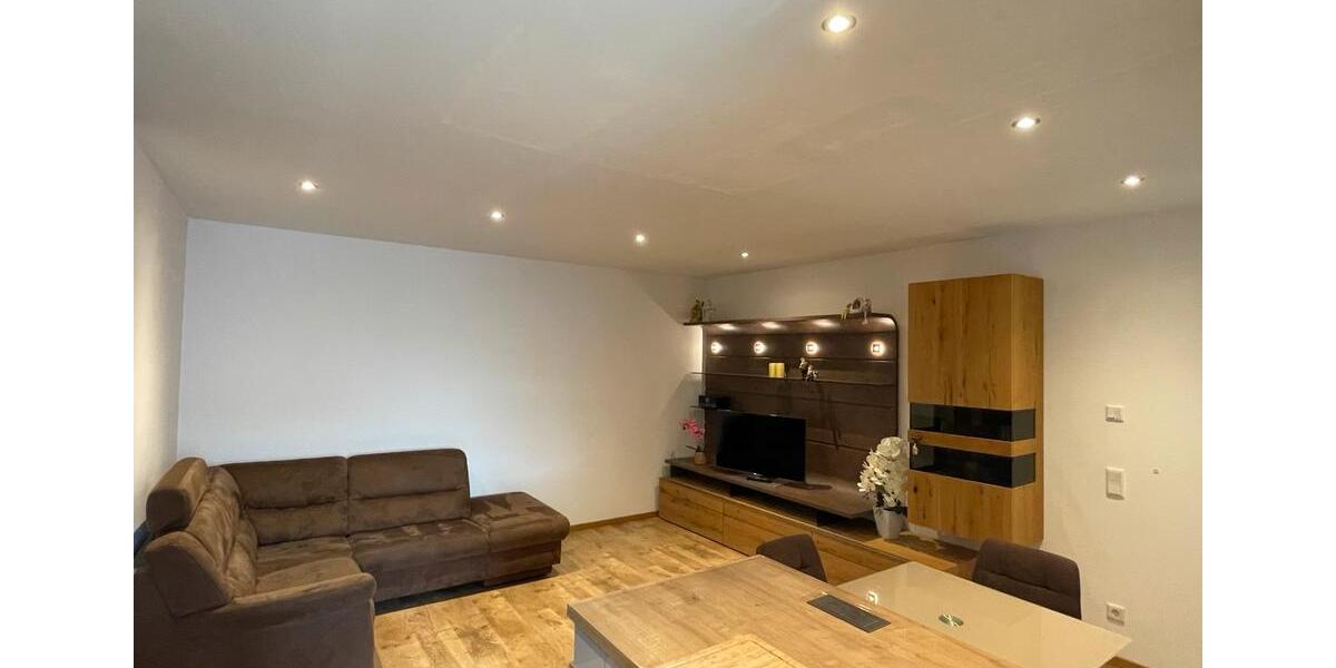 Erdgeschoßwohnung Landshut Landshut-West - 3 Zimmer, 79 m&sup2;, 1.380&euro; | Angebot:25456468