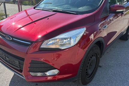 Ford Kuga 164.851 km 5.900 &euro; Ergolding 84030