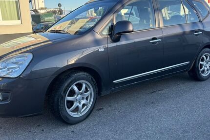 Kia Carens 171.000 km 1.490 &euro; Ergolding 84030