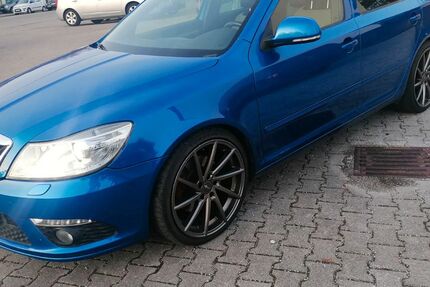 Skoda Octavia 256.000 km 4.490 &euro; Landshut 84034