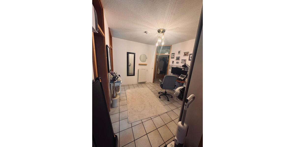 Hochparterre Landshut - 2.5 Zimmer, 61 m&sup2;, 1.150&euro; | Angebot:25989118