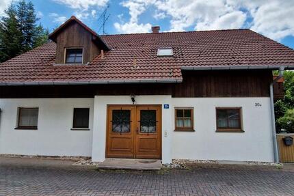 Haus Haag an der Amper Inkofen - 9 Zimmer, 155 m&sup2;, 699.000&euro; | Angebot:26532347