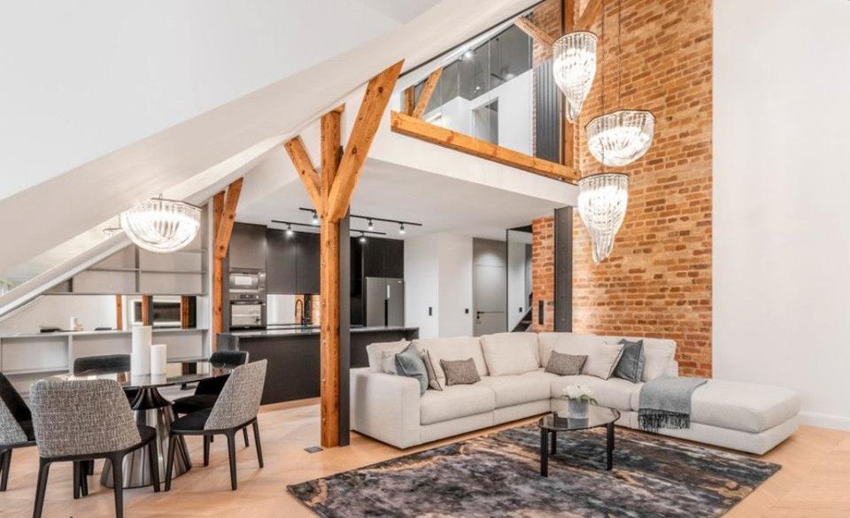 Dachgeschoßwohnung Buch am Erlbach - 2 Zimmer, 100 m&sup2;, 2.000&euro; | Angebot:26577641