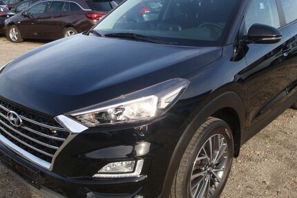 Hyundai TUCSON 148.359 km 14.950 &euro; Neufahrn 84088