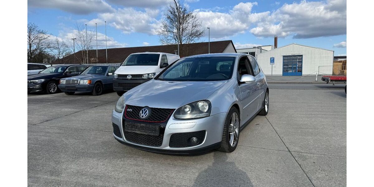 VW Golf 155.677 km 5.999 &euro; Altdorf 84032