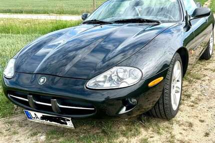 Jaguar XK8 252.700 km 18.790 &euro; Altfraunhofen 84169