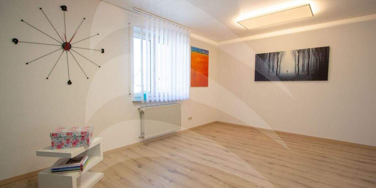 Doppelhaushälfte Altdorf - 5 Zimmer, 129 m&sup2;, 649.000&euro; | Angebot:25668418