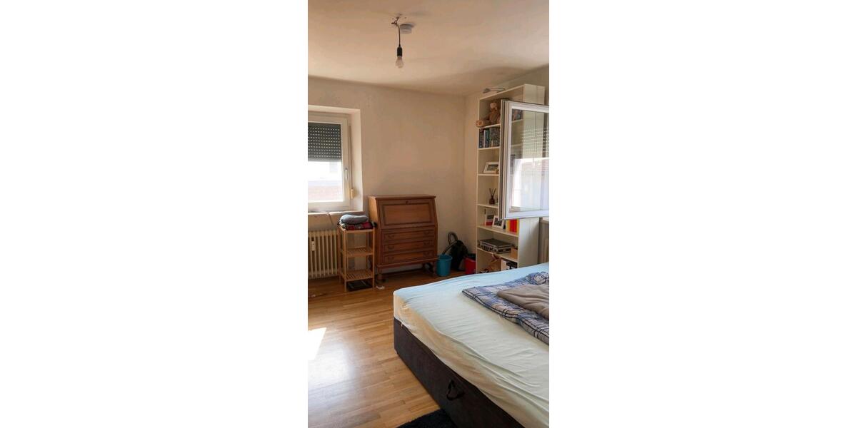 Etagenwohnung Altdorf - 2 Zimmer, 65 m&sup2;, 780&euro; | Angebot:25451185