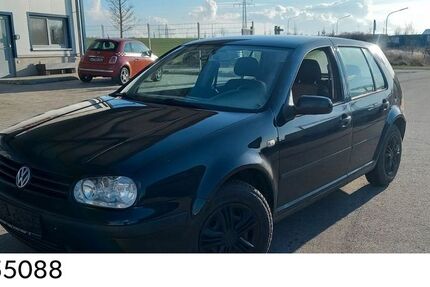VW Golf 321.000 km 599 &euro; Rottenburg 84056