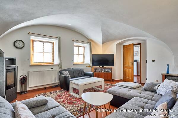 Einfamilienhaus Mallersdorf-Pfaffenberg / Oberellenbach Oberellenbach - 4 Zimmer, 147 m&sup2;, 389.000&euro; | Angebot:26597271