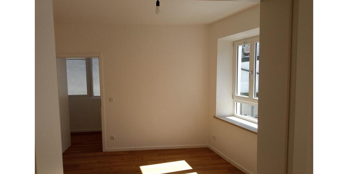 Etagenwohnung Landshut - 3 Zimmer, 78 m&sup2;, 1.210&euro; | Angebot:26014397