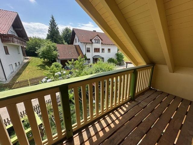 Etagenwohnung Mengkofen - 4 Zimmer, 100 m&sup2;, 890&euro; | Angebot:25420967