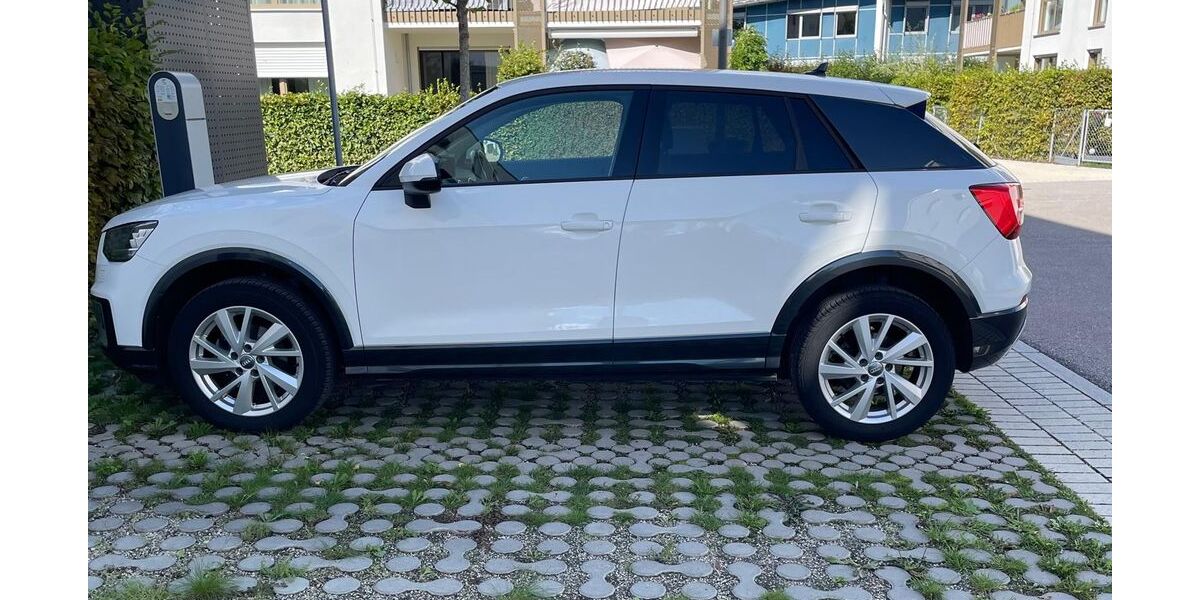 Audi Q2 77.000 km 19.000 &euro; Landshut 84030