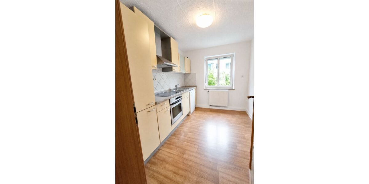 Provisionsfrei* Zentrale 3-Zimmerwohnung in solider Wohnanlage mit Balkon und Garage - Etagenwohnung Landshut Auloh | Angebot:26988349
