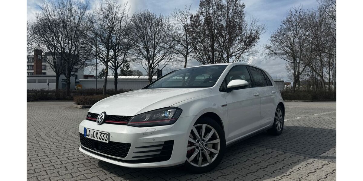 VW Golf 147.000 km 13.490 &euro; Landshut 84030