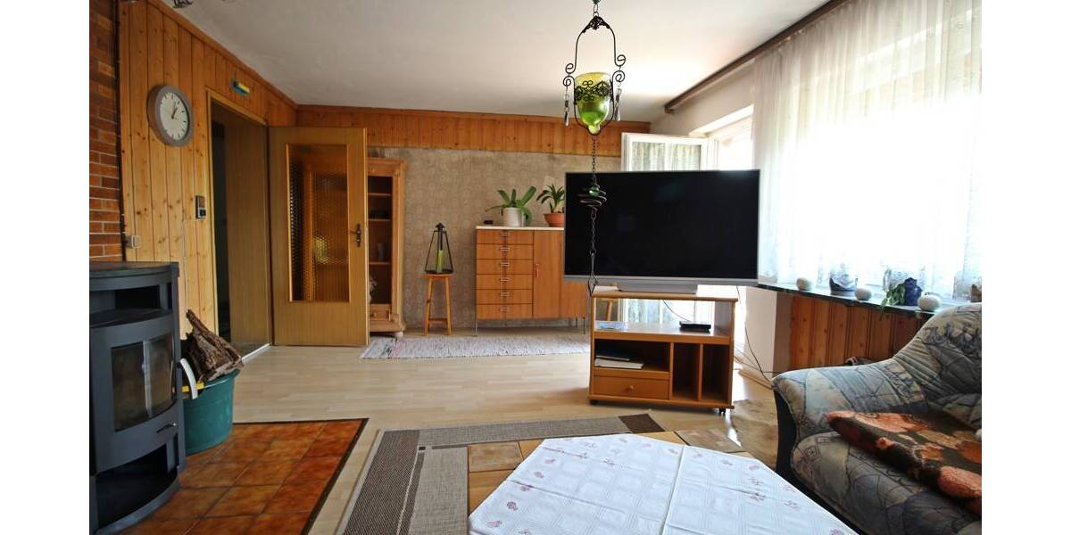 Einfamilienhaus Egglkofen - 5 Zimmer, 143 m&sup2;, 330.000&euro; | Angebot:25689421