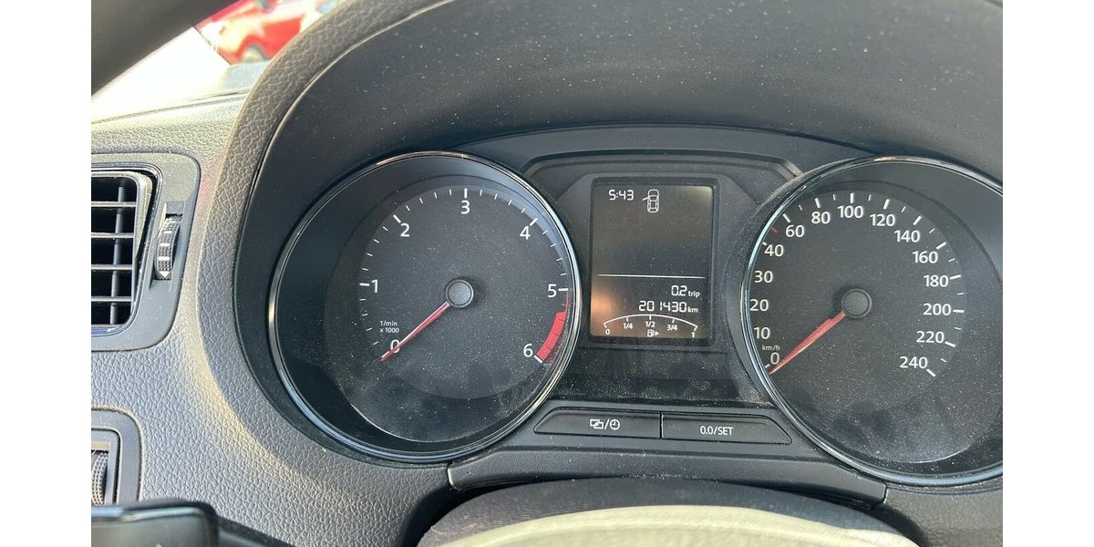 VW Polo 1.4 TDi Trendline Klima PDC Euro6 Motorschade 201.430 km 2.790 &euro; Altdorf 84032