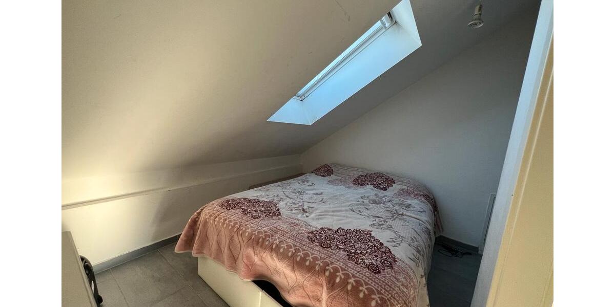 Dachgeschoßwohnung Moosburg an der Isar - 3 Zimmer, 80 m&sup2;, 349.000&euro; | Angebot:25593129