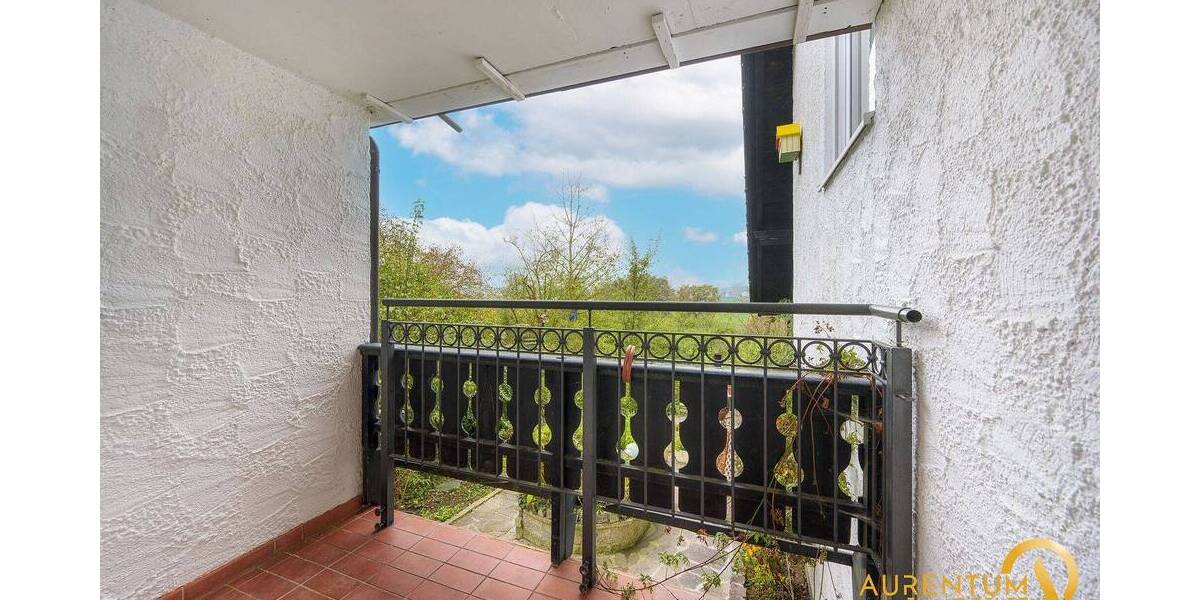 Einfamilienhaus Bruckberg - 8 Zimmer, 250 m&sup2;, 850.000&euro; | Angebot:25800218