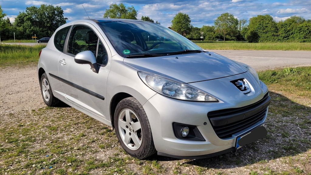 Peugeot 207 172.000 km 1.500 &euro; Eching 84174