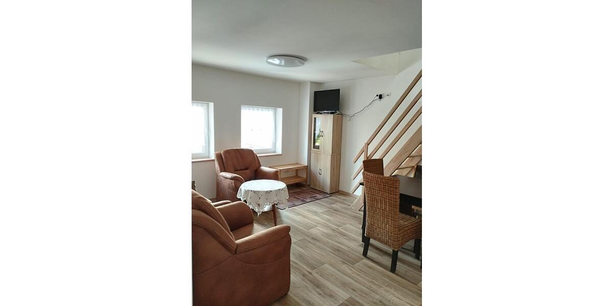 Dachgeschoßwohnung Essenbach - 1 Zimmer, 60 m&sup2;, 500&euro; | Angebot:25296178