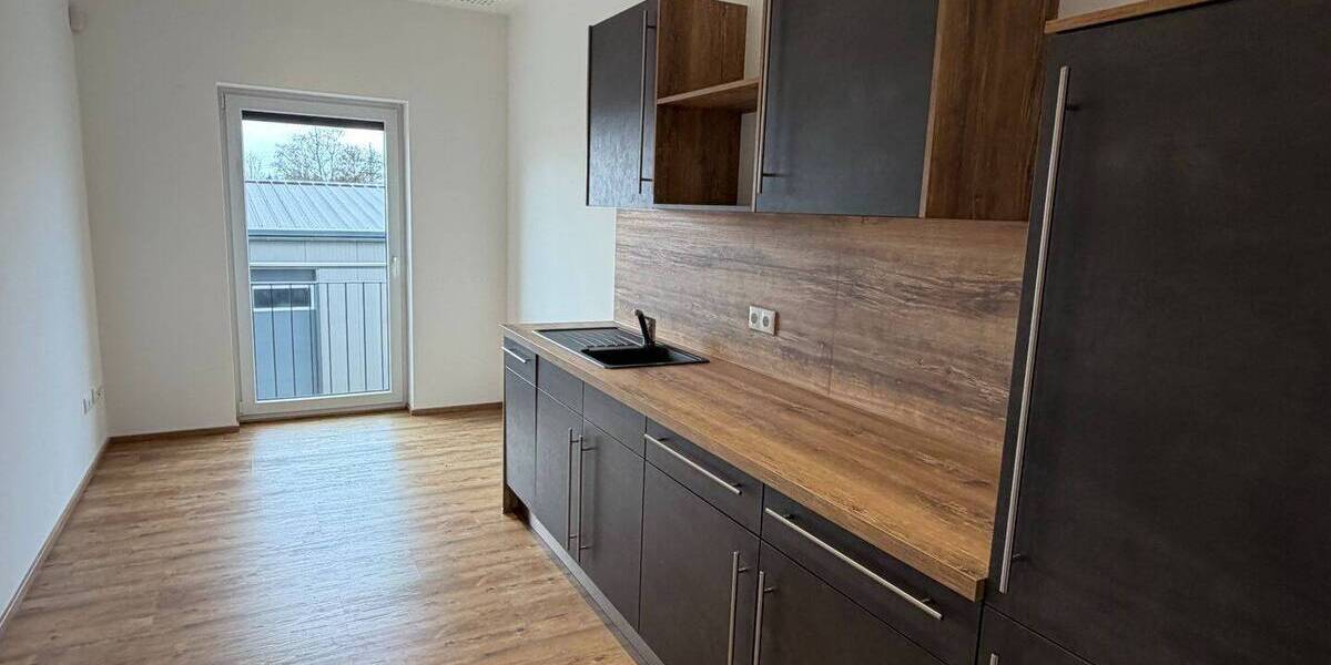 Gewerbeobjekt Langenpreising - 3 Zimmer, 105 m&sup2;, 850&euro; | Angebot:25985106