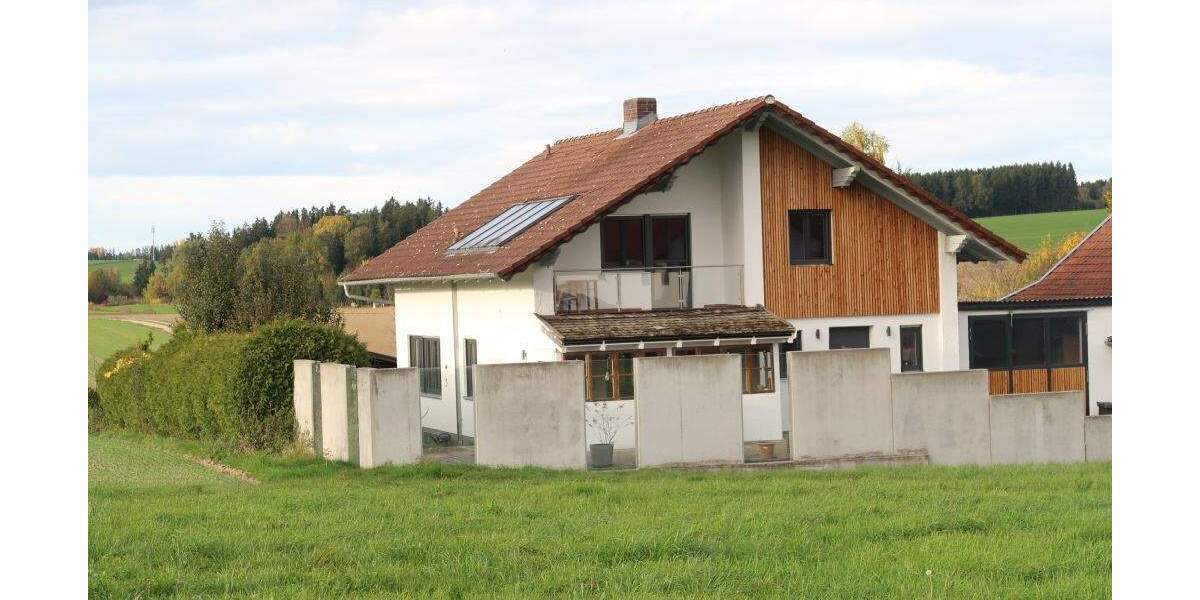 Mehrfamilienhaus, Wohnhaus Schalkham-Untertinsbach Untertinsbach - 4 Zimmer, 152 m&sup2;, 499.000&euro; | Angebot:25667284