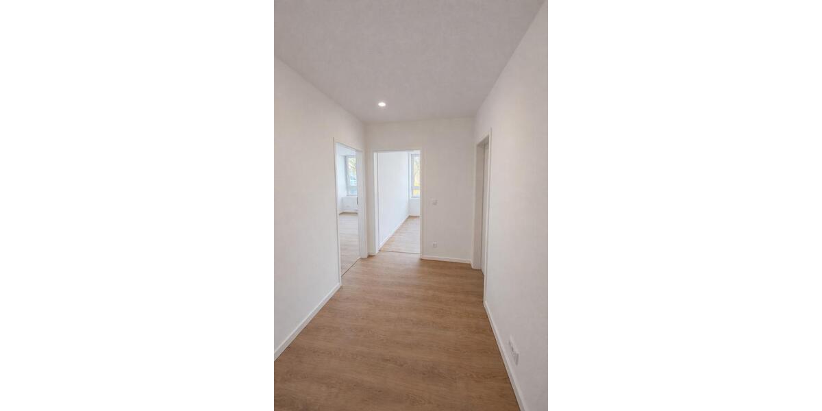 Etagenwohnung Landshut Landshut-West - 4 Zimmer, 90 m&sup2;, 1.250&euro; | Angebot:26454245