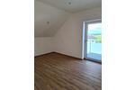 Dachgeschoßwohnung Mengkofen - 3 Zimmer, 80 m&sup2;, 770&euro; | Angebot:26614975