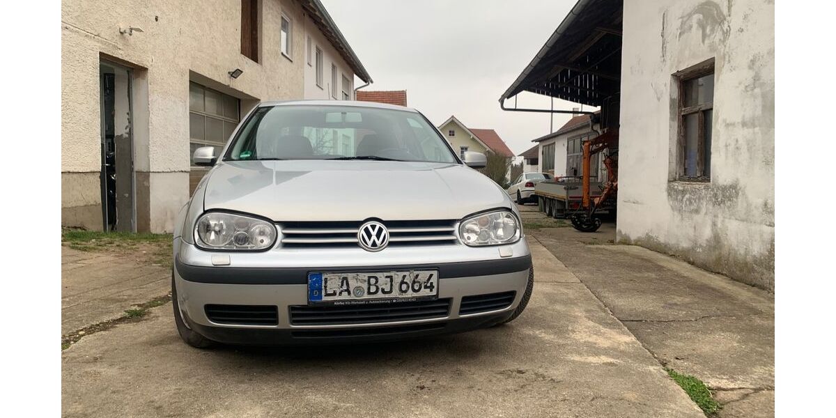 VW Golf 135.000 km 2.990 &euro; Berghofen 84174